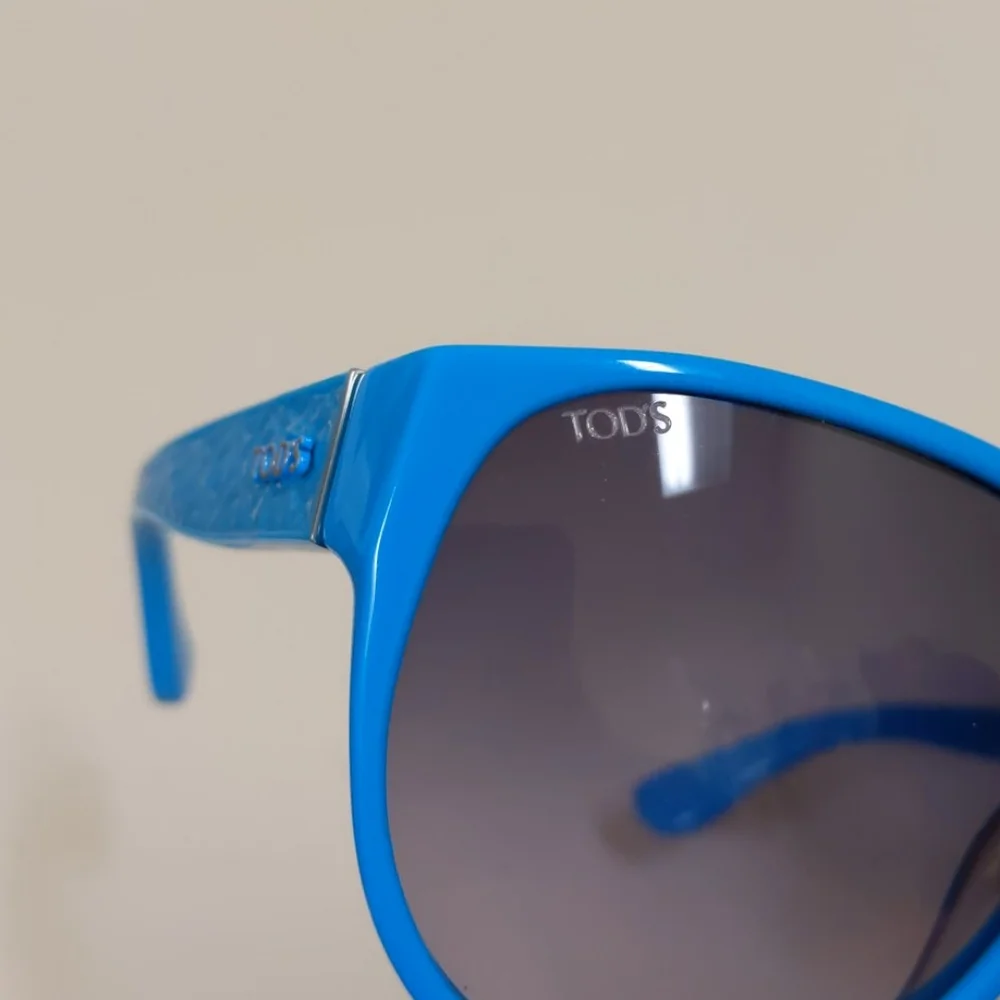 Tod's blue sunglasses